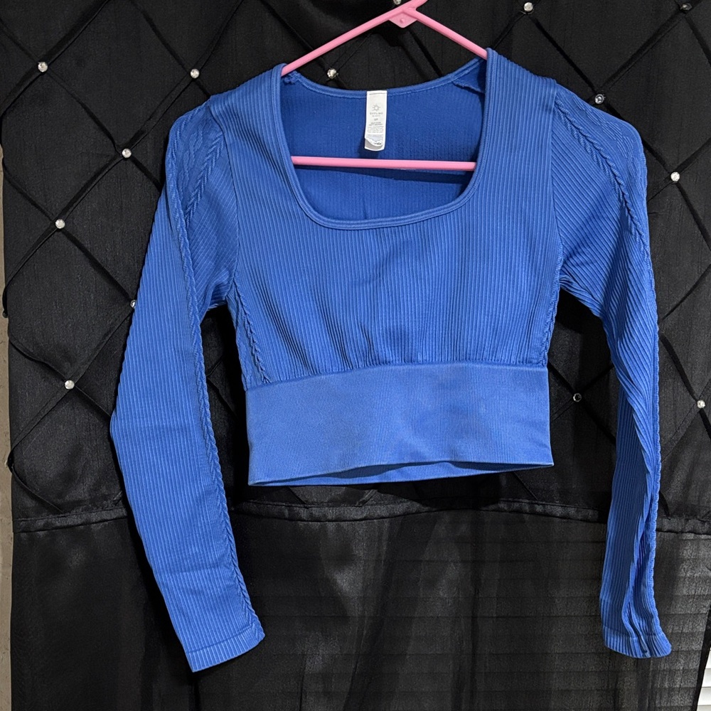 Offline by Aerie blue long sleeve scoop neck crop top